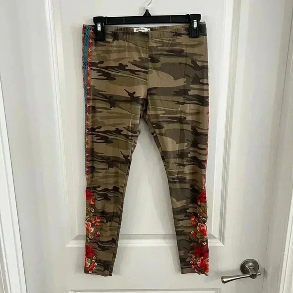 1008 Johnny Was Emboridered Camo Leggings Size Small Color Brown Green - Picture 1 of 4